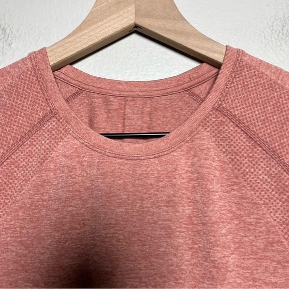 Sweaty Betty Women Athlete Seamless Workout Tee Top Small‎ Pink Short Sleeve - Picture 2 of 6